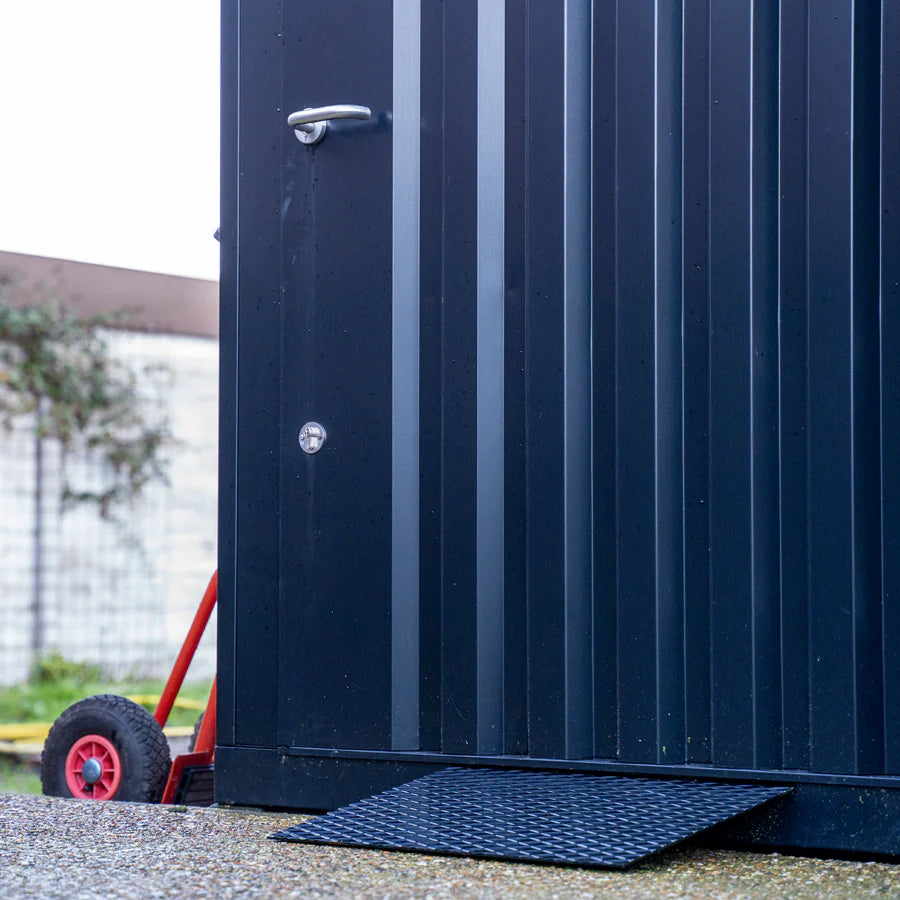 Contentor desmontável preto 2 x 2 m – Porta dupla