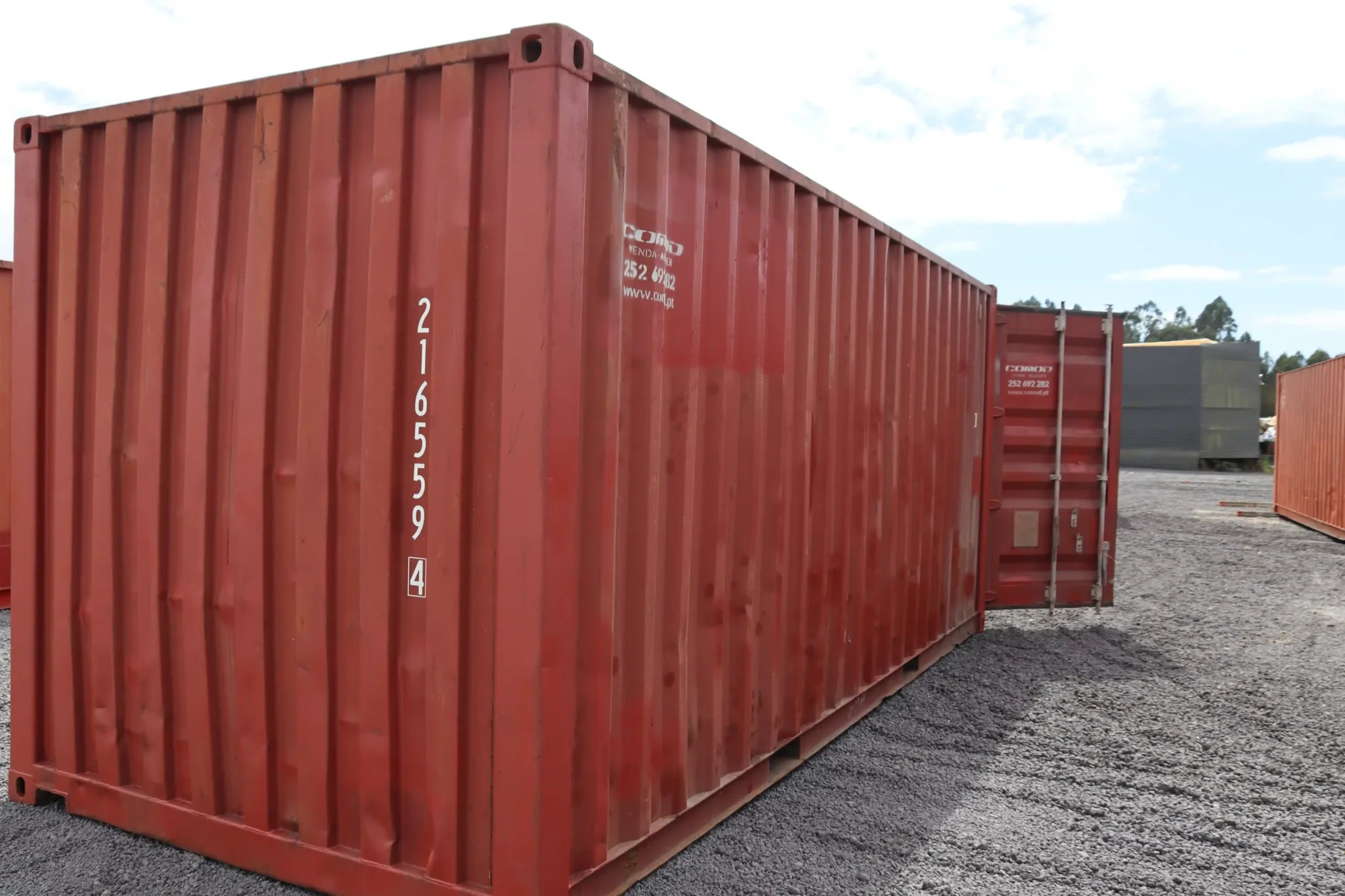 Contentor Marítimo 20 pés (6m) DV Vermelho – Usado 216559-4