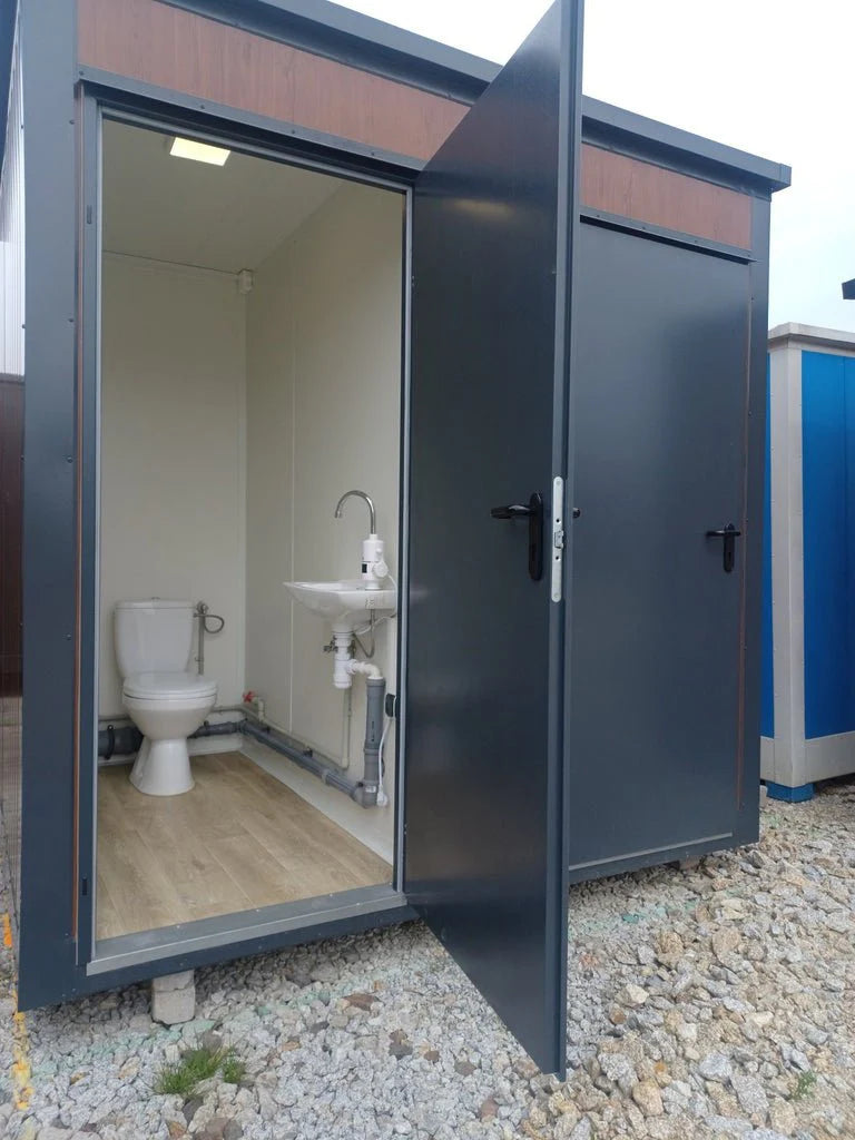 Contentor sanitário duplo com 2 cabines – sanita e chuveiro